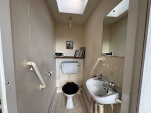 Cloakroom- click for photo gallery